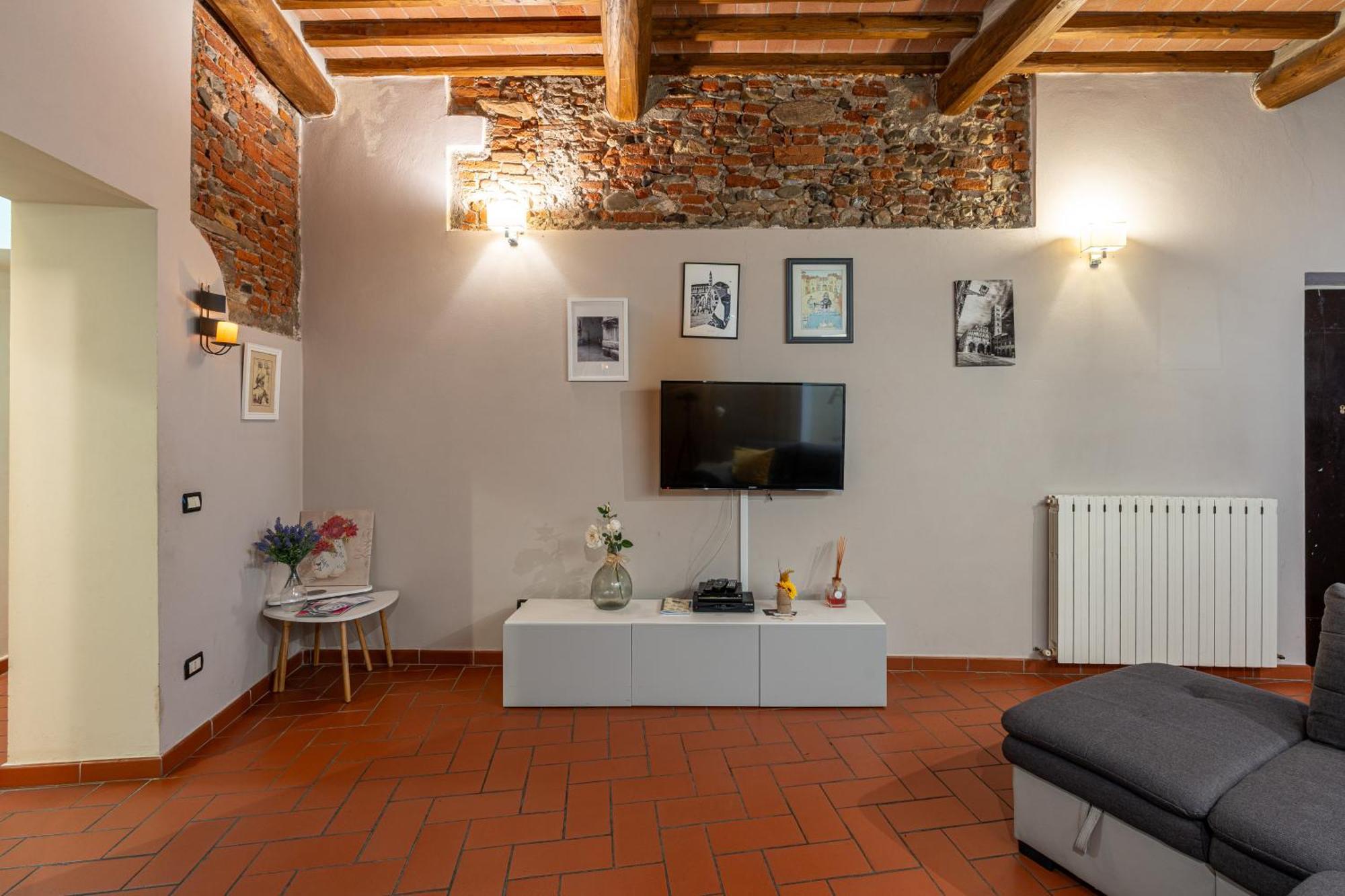 Apartment Anfiteatro Lucca Bagian luar foto