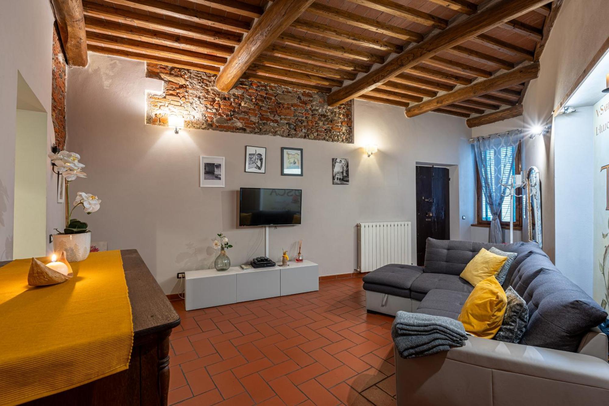 Apartment Anfiteatro Lucca Bagian luar foto